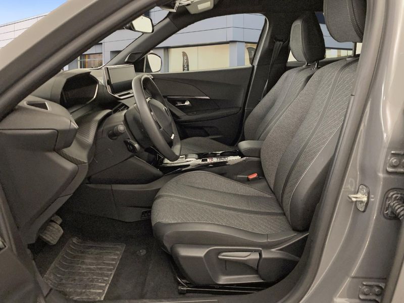 Peugeot 2008 electric drive 115 kW Allure — zdjęcie 8