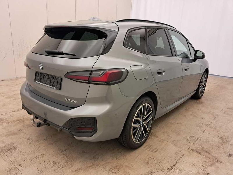 BMW 2er 225e Active Tourer xDrive M Sport — zdjęcie 12