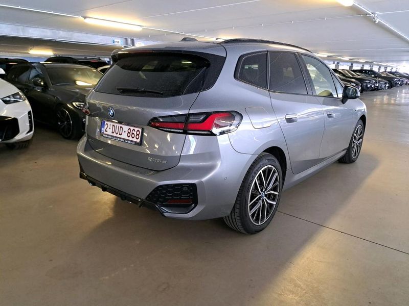 BMW 2er 225e Active Tourer xDrive M Sport — zdjęcie 4