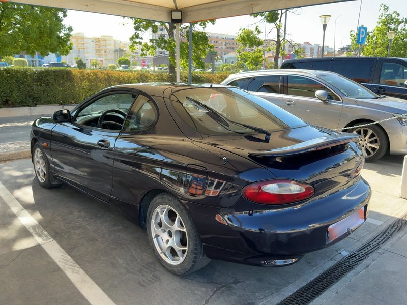Hyundai Coupe 1.6 Air — zdjęcie 3