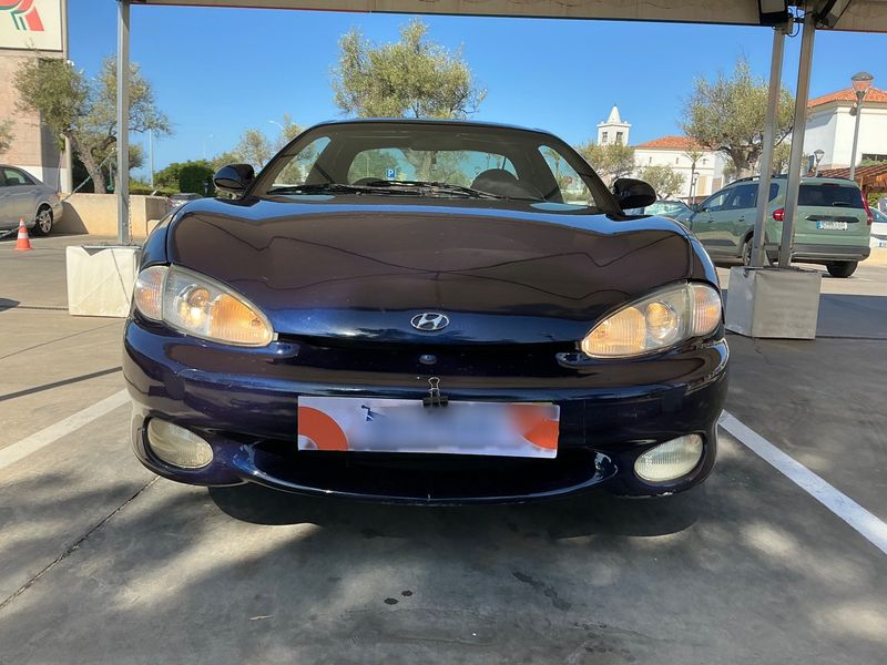 Hyundai Coupe 1.6 Air — zdjęcie 9