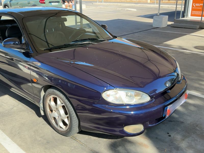 Hyundai Coupe 1.6 Air — zdjęcie 8