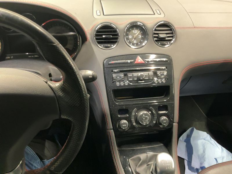 Peugeot RCZ 1.6 THP GT-Line — zdjęcie 12