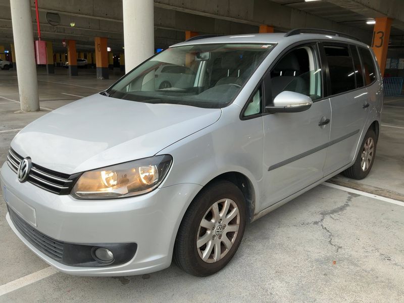 Volkswagen Touran 1.6 TDI Edition — zdjęcie 1
