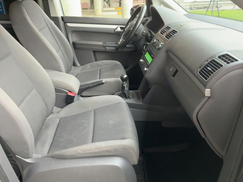 Volkswagen Touran 1.6 TDI Edition — zdjęcie 11