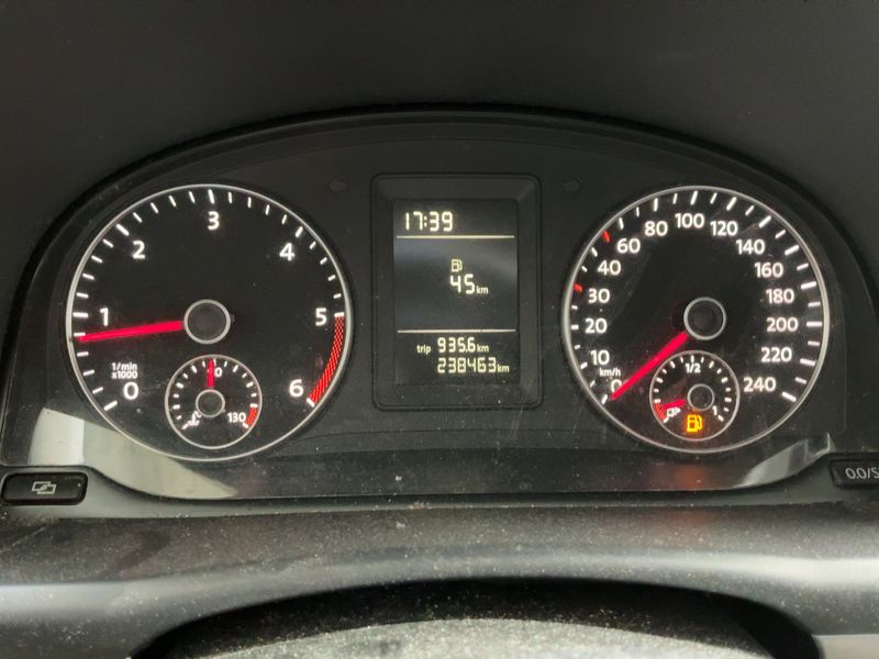 Volkswagen Touran 1.6 TDI Edition — zdjęcie 13