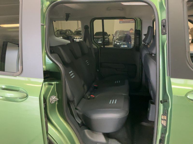 Ford Tourneo Courier 1.0 EcoBoost Active — zdjęcie 14