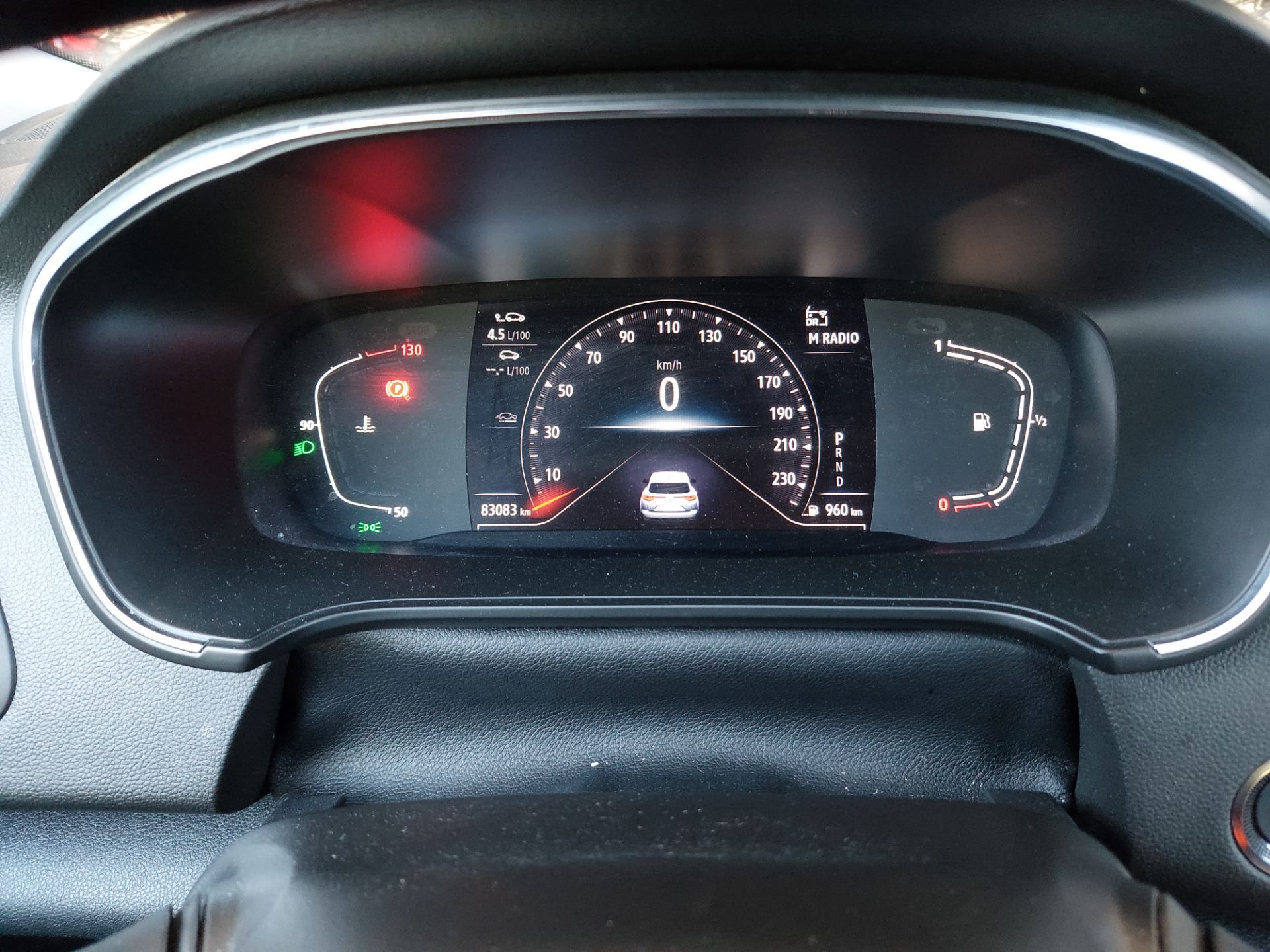 Renault Megane 1.5 BLUE dCi Evolution — zdjęcie 10