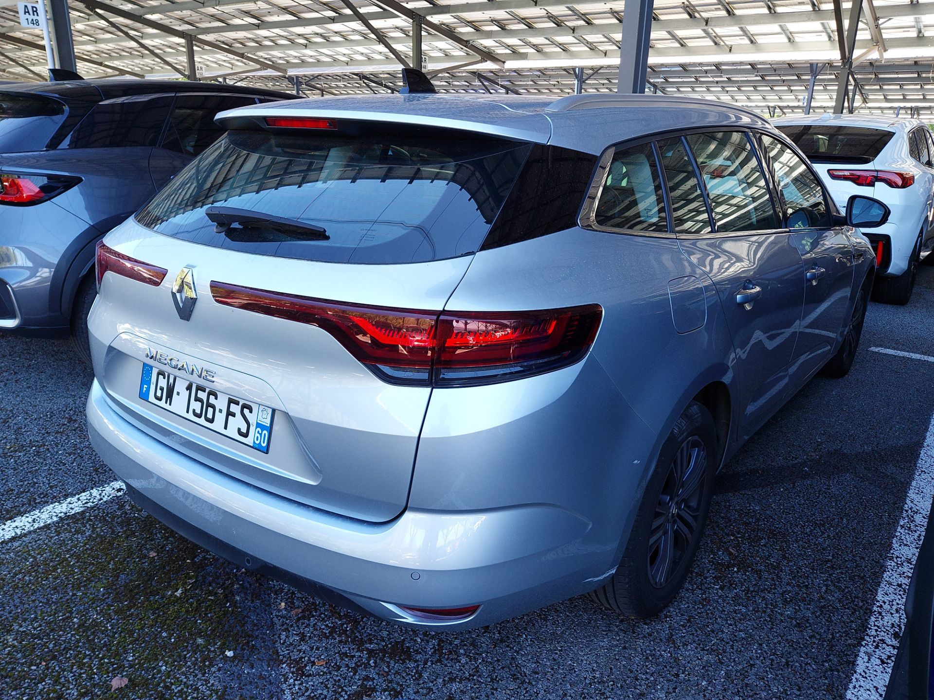 Renault Megane 1.5 BLUE dCi Evolution — zdjęcie 11