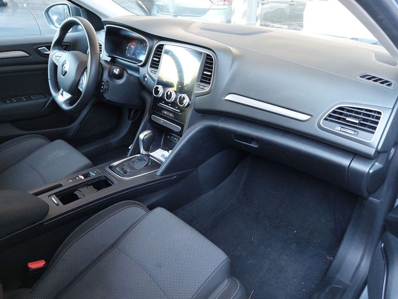 Renault Megane 1.5 BLUE dCi Evolution — zdjęcie 8