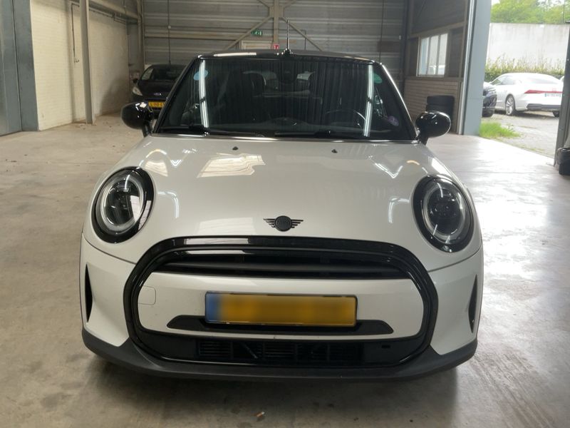 MINI Cabrio Cooper Classic Trim — zdjęcie 9