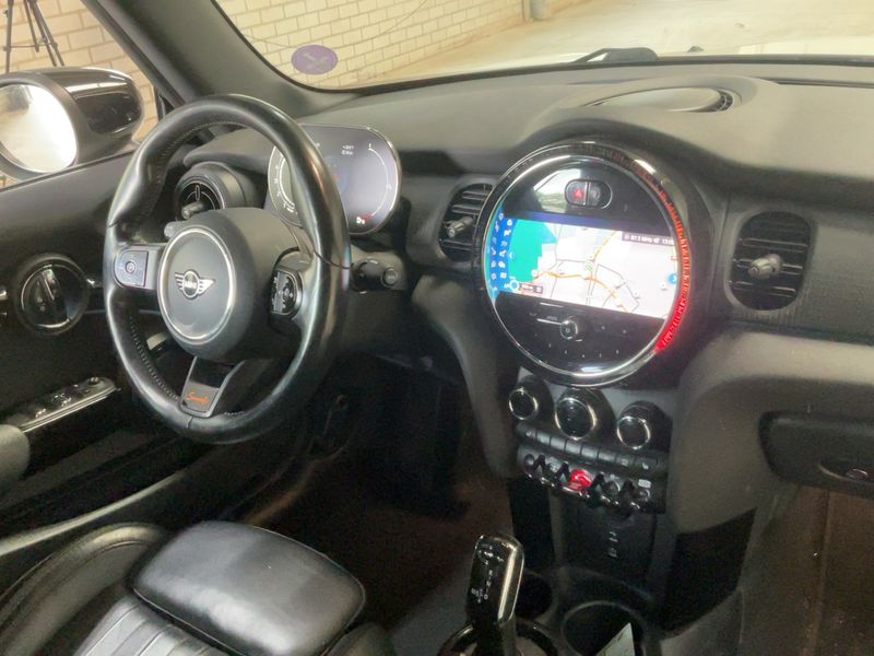 MINI Cabrio Cooper Classic Trim — zdjęcie 12