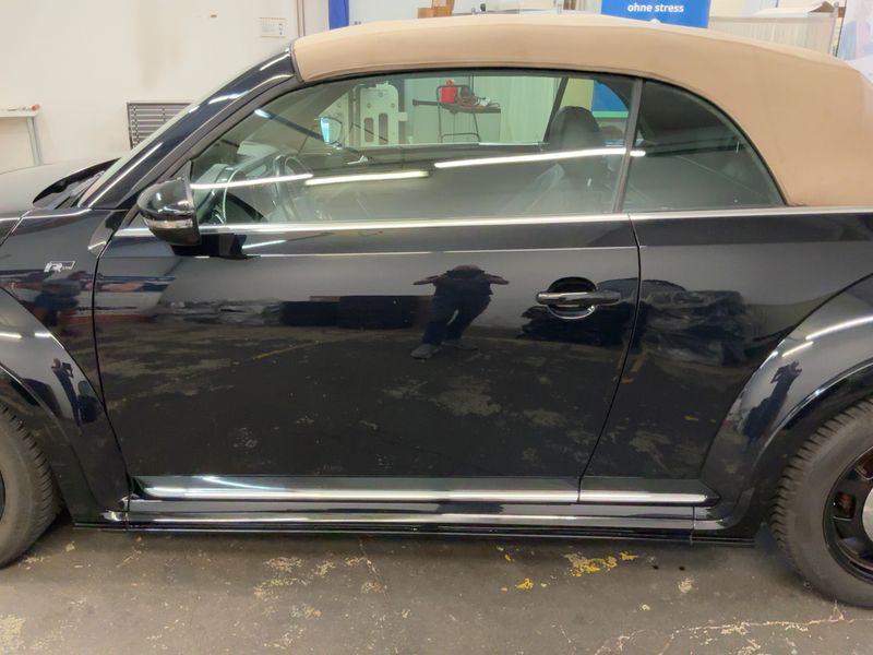 Volkswagen Beetle 2.0 TSI R-Line BlueMotion Tech — zdjęcie 4