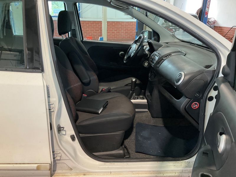 Nissan Note 1.4 Acenta — zdjęcie 3