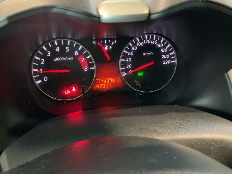 Nissan Note 1.4 Acenta — zdjęcie 4