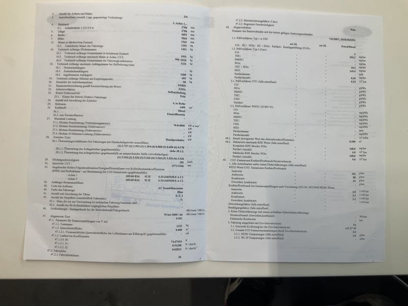 Ford Focus 1.5 TDCi EcoBlue Cool&Connect — zdjęcie 16