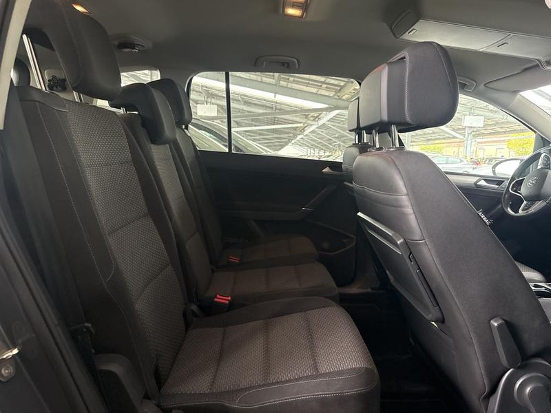 Volkswagen Touran 1.5 TSI ACT Life Business — zdjęcie 11