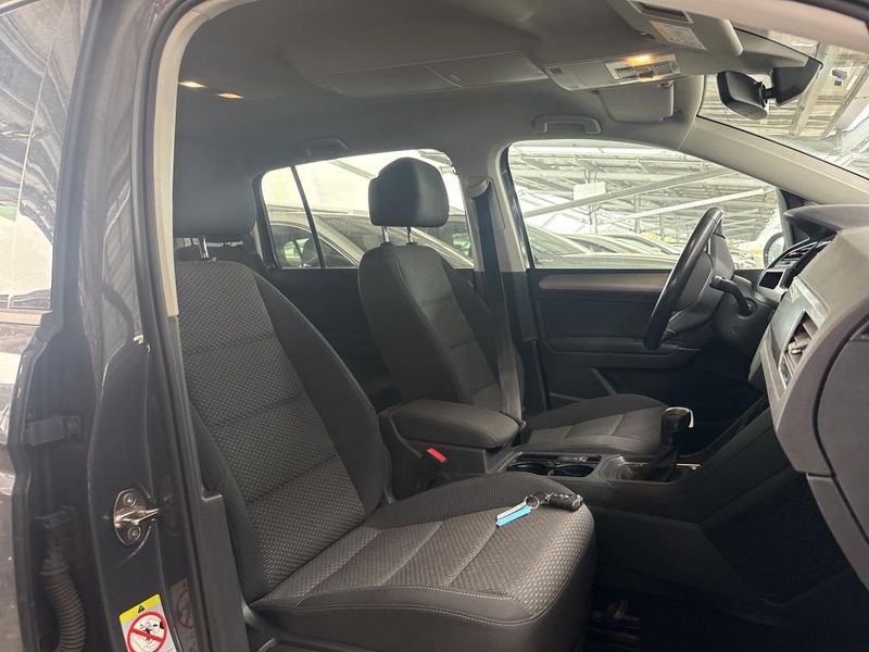 Volkswagen Touran 1.5 TSI ACT Life Business — zdjęcie 6