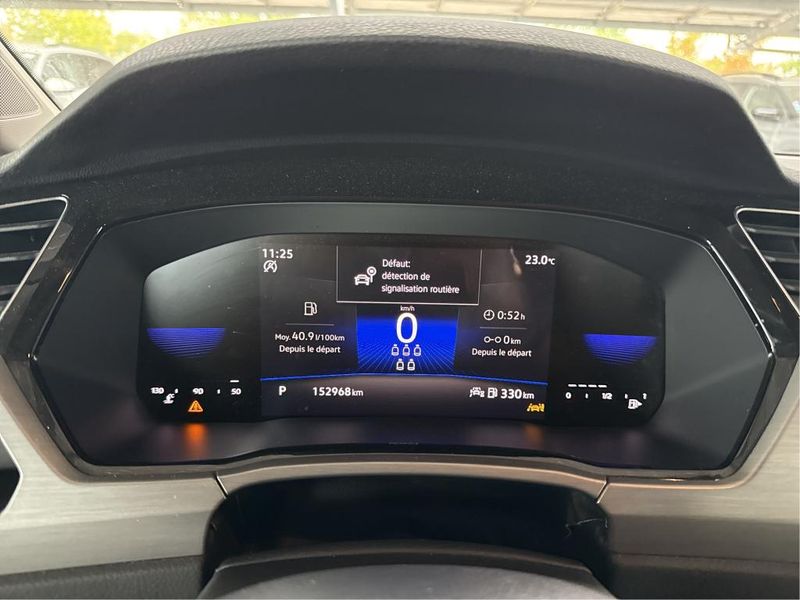 Volkswagen Touran 1.5 TSI ACT Life Business — zdjęcie 10