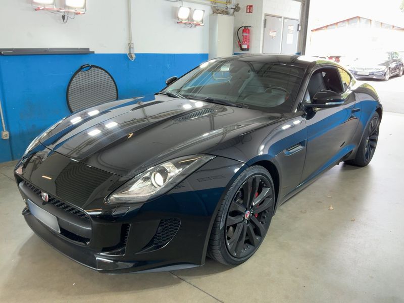 Jaguar F-TYPE 3.0 V6 — zdjęcie 1