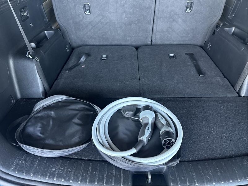 Kia Sorento 1.6 Plug-in Hybrid Design 4x4 — zdjęcie 25
