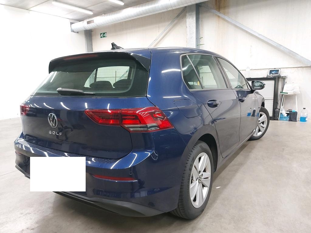 Volkswagen Golf VIII 2.0 TDI Life — zdjęcie 2