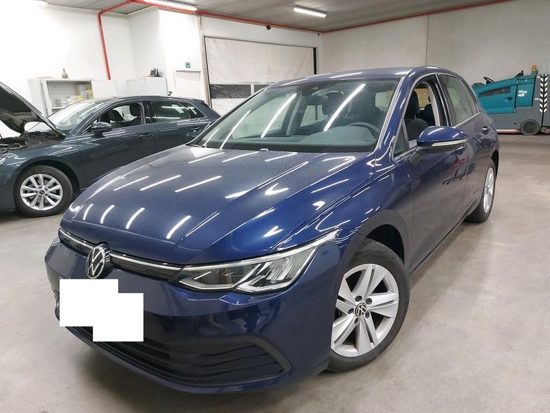 Volkswagen Golf VIII 2.0 TDI Life — zdjęcie 1