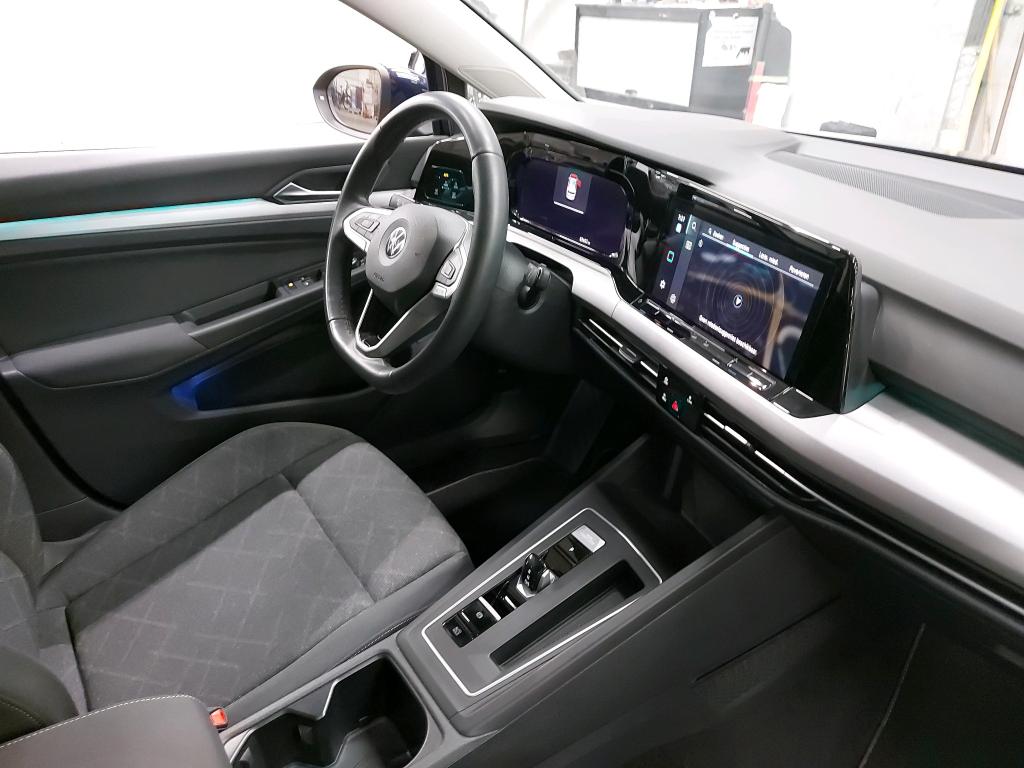 Volkswagen Golf VIII 2.0 TDI Life — zdjęcie 5