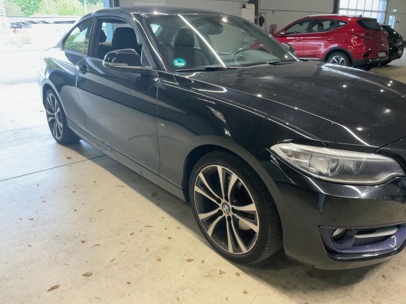 BMW 2er 220d — zdjęcie 8