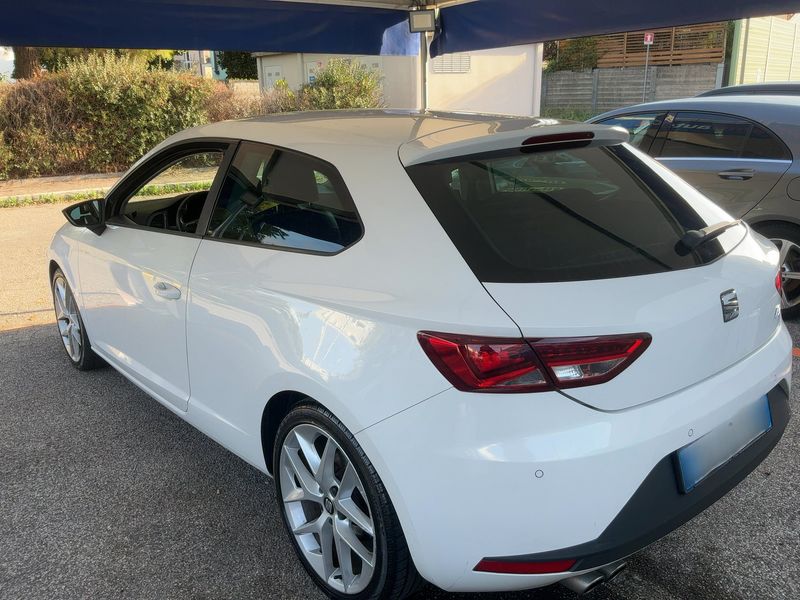 Seat Leon 2.0 TDI FR — zdjęcie 3