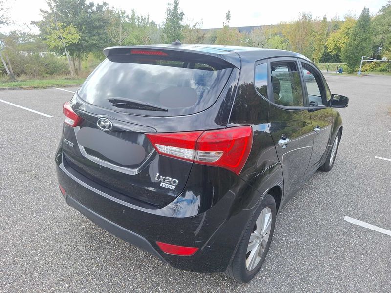Hyundai ix20 1.6 CRDi Premium — zdjęcie 5