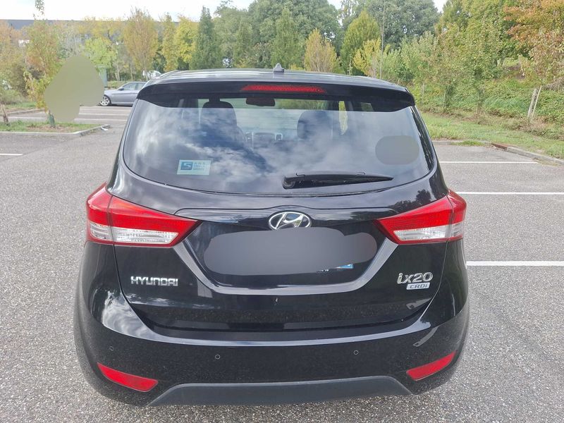 Hyundai ix20 1.6 CRDi Premium — zdjęcie 4