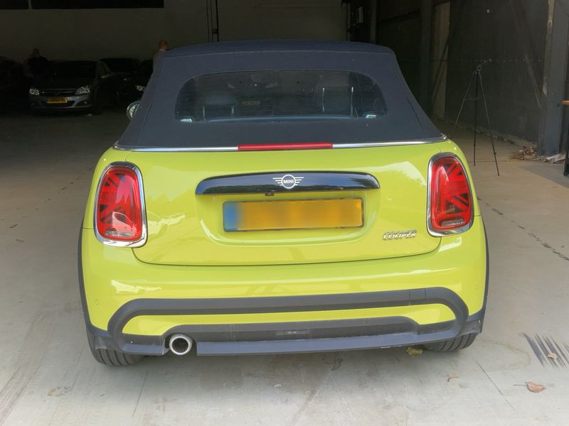 MINI Cabrio Cooper Essential Trim — zdjęcie 5