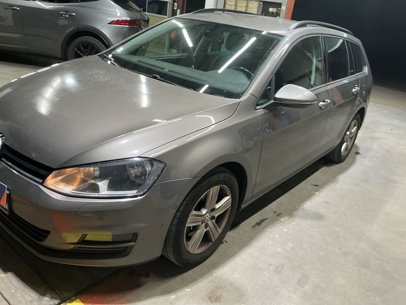 Volkswagen Golf VII 2.0 TDI Comfortline BlueMotion Tech — zdjęcie 1
