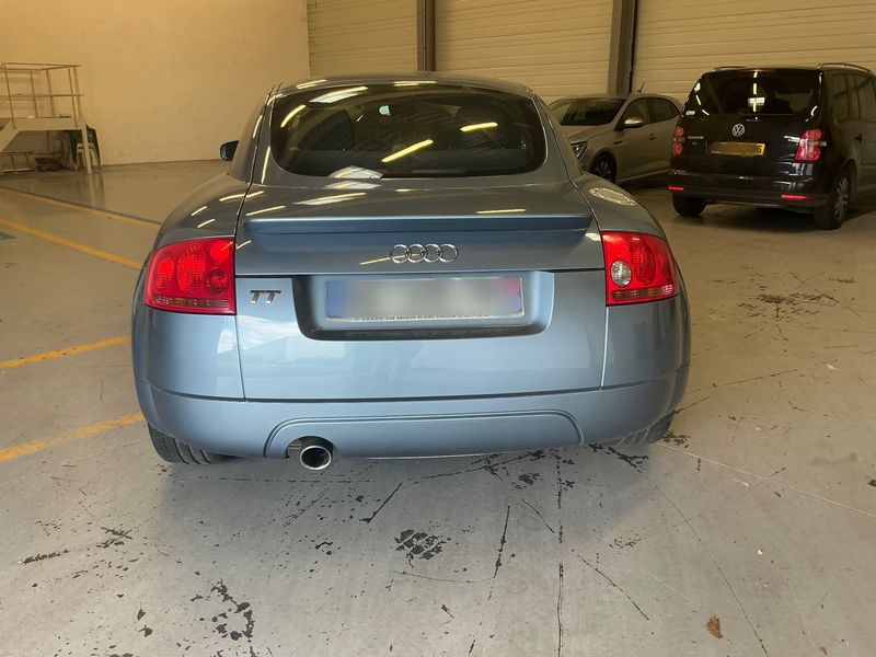Audi TT 1.8 Turbo Coupe — zdjęcie 5