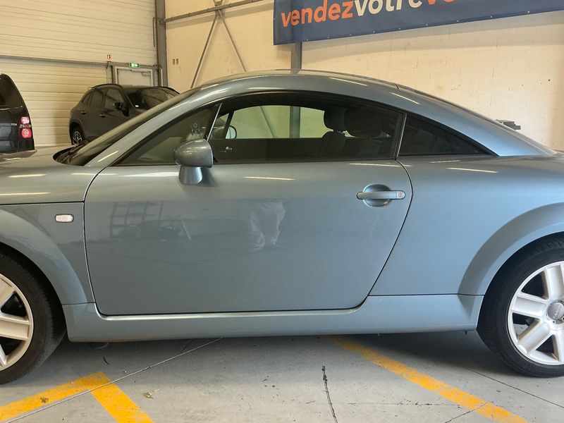 Audi TT 1.8 Turbo Coupe — zdjęcie 4