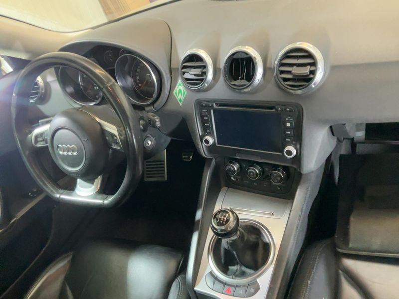 Audi TT 3.2 V6 quattro Coupe — zdjęcie 12