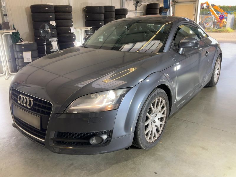 Audi TT 3.2 V6 quattro Coupe