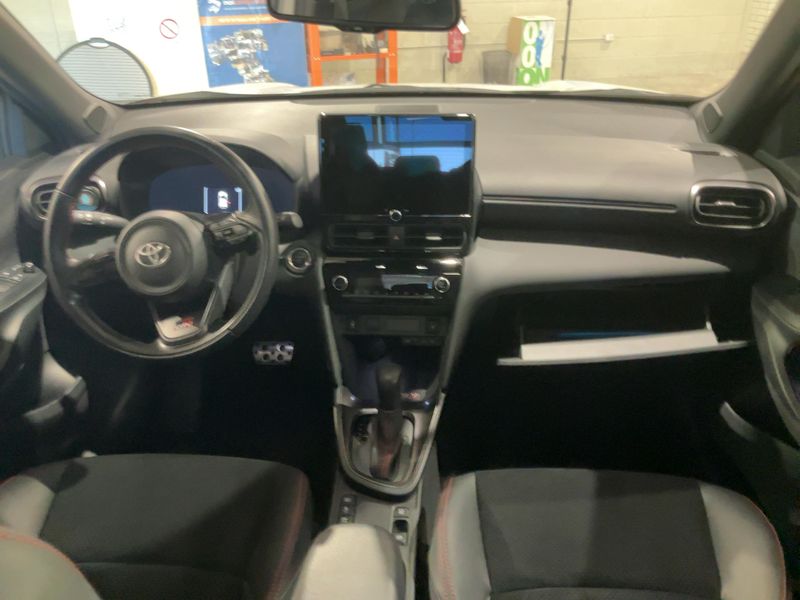 Toyota Yaris Cross 1.5 Hybrid GR Sport — zdjęcie 12