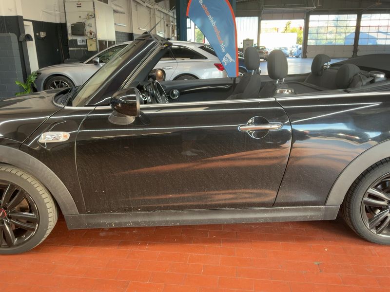 MINI Cabrio Cooper S — zdjęcie 4