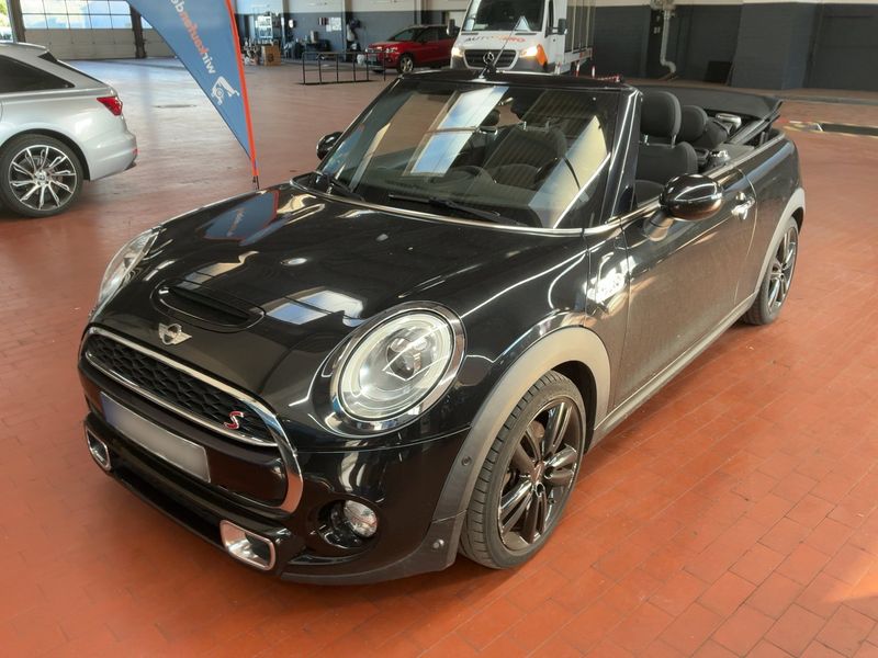 MINI Cabrio Cooper S — zdjęcie 2