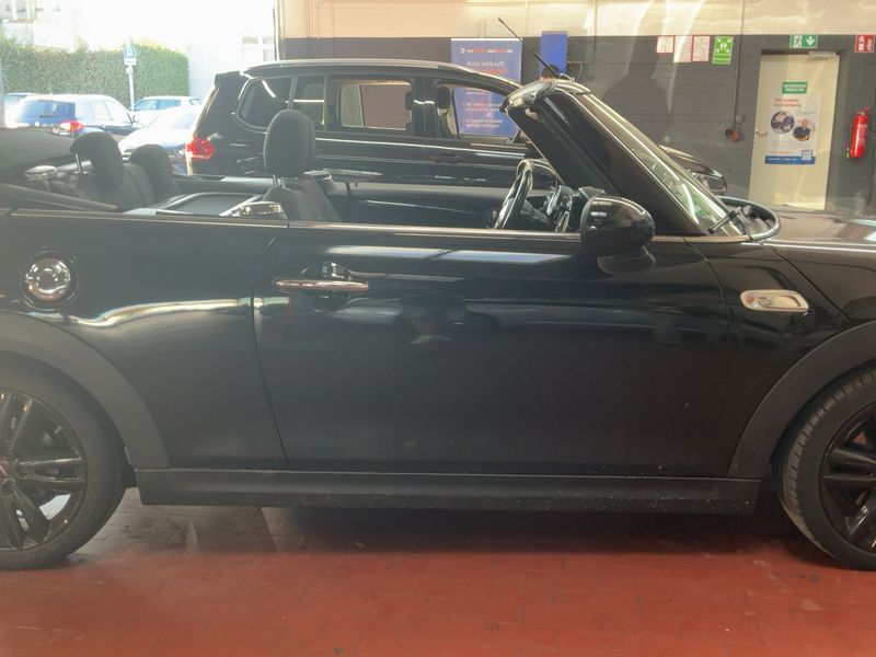 MINI Cabrio Cooper S — zdjęcie 7