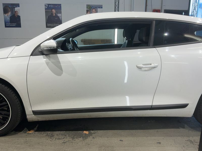Volkswagen Scirocco 2.0 TSI — zdjęcie 4