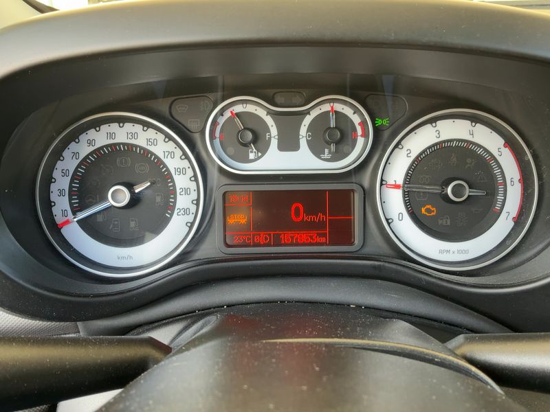 Fiat 500L 1.6 JTDM Lounge — zdjęcie 13