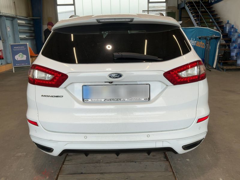 Ford Mondeo 2.0 EcoBoost ST-Line — zdjęcie 5