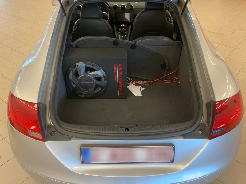 Audi TT 2.0 TFSI Coupe — zdjęcie 10
