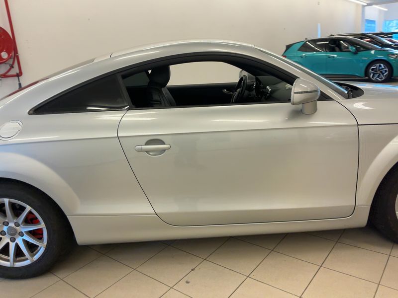 Audi TT 2.0 TFSI Coupe — zdjęcie 7