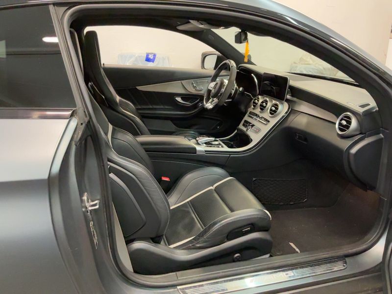 Mercedes-Benz C-Klasse C 63 AMG S — zdjęcie 11
