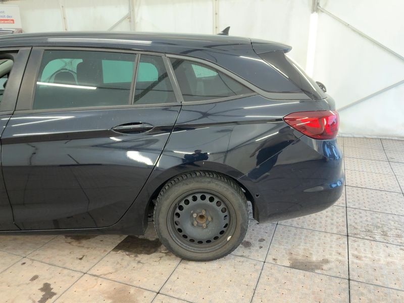 Opel Astra 1.6 CDTI 120 Jahre Start/Stop — zdjęcie 3