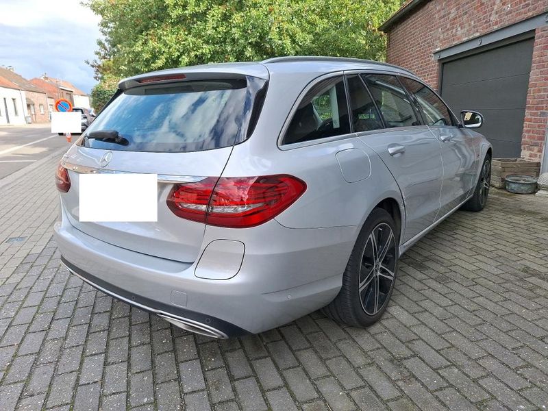 Mercedes-Benz C-Klasse C 300e T Avantgarde — zdjęcie 2